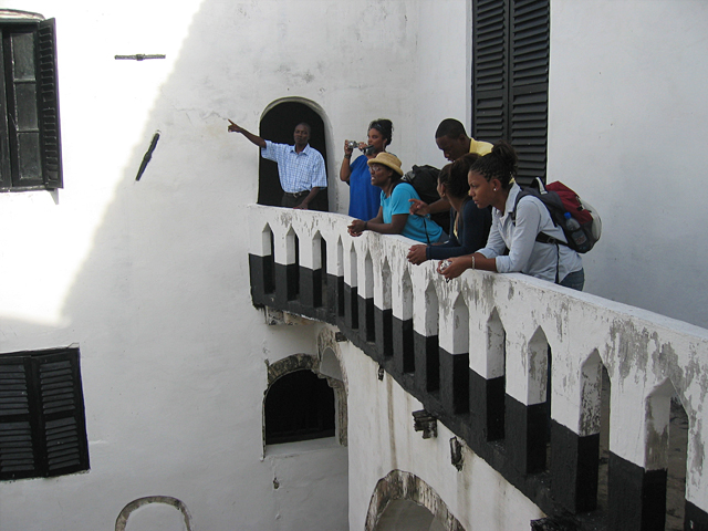 064_elmina.jpg